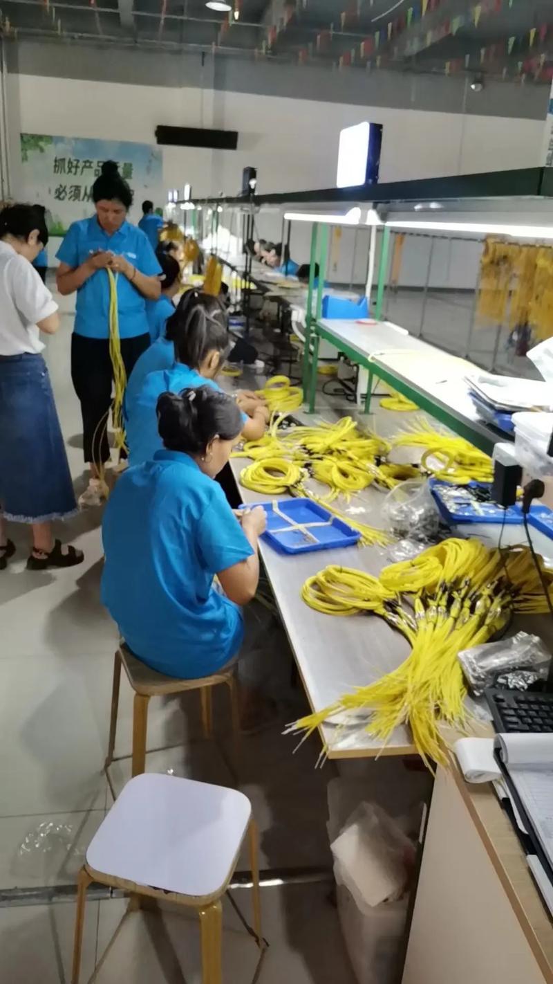 精工细作 光纤跳线生产中的工艺坚守